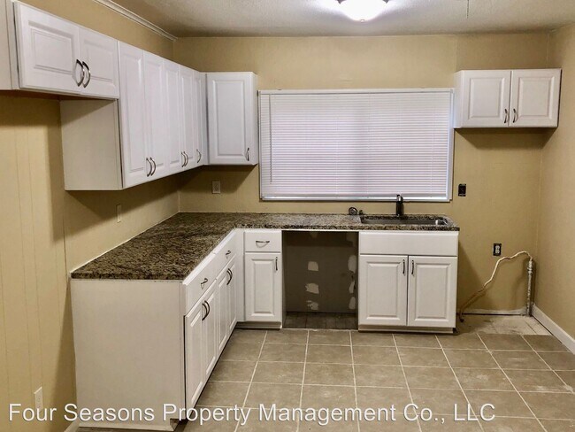 Building Photo - 3 br, 2 bath House - 1707 Stanley Dr