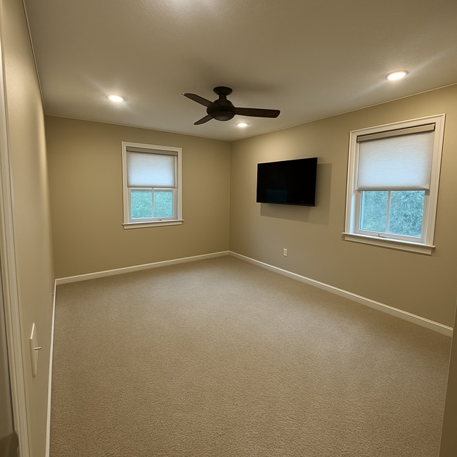 Building Photo - 27 Wood Creek Dr