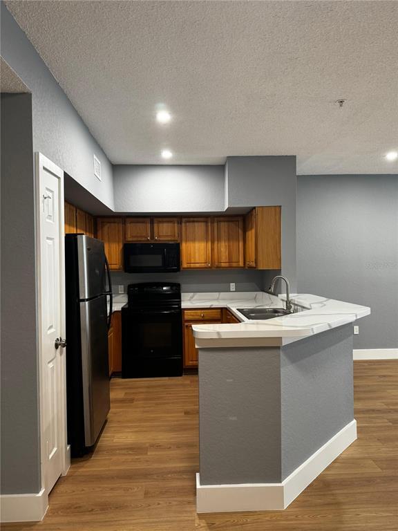 Foto del edificio - 13001 Mulberry Park Dr