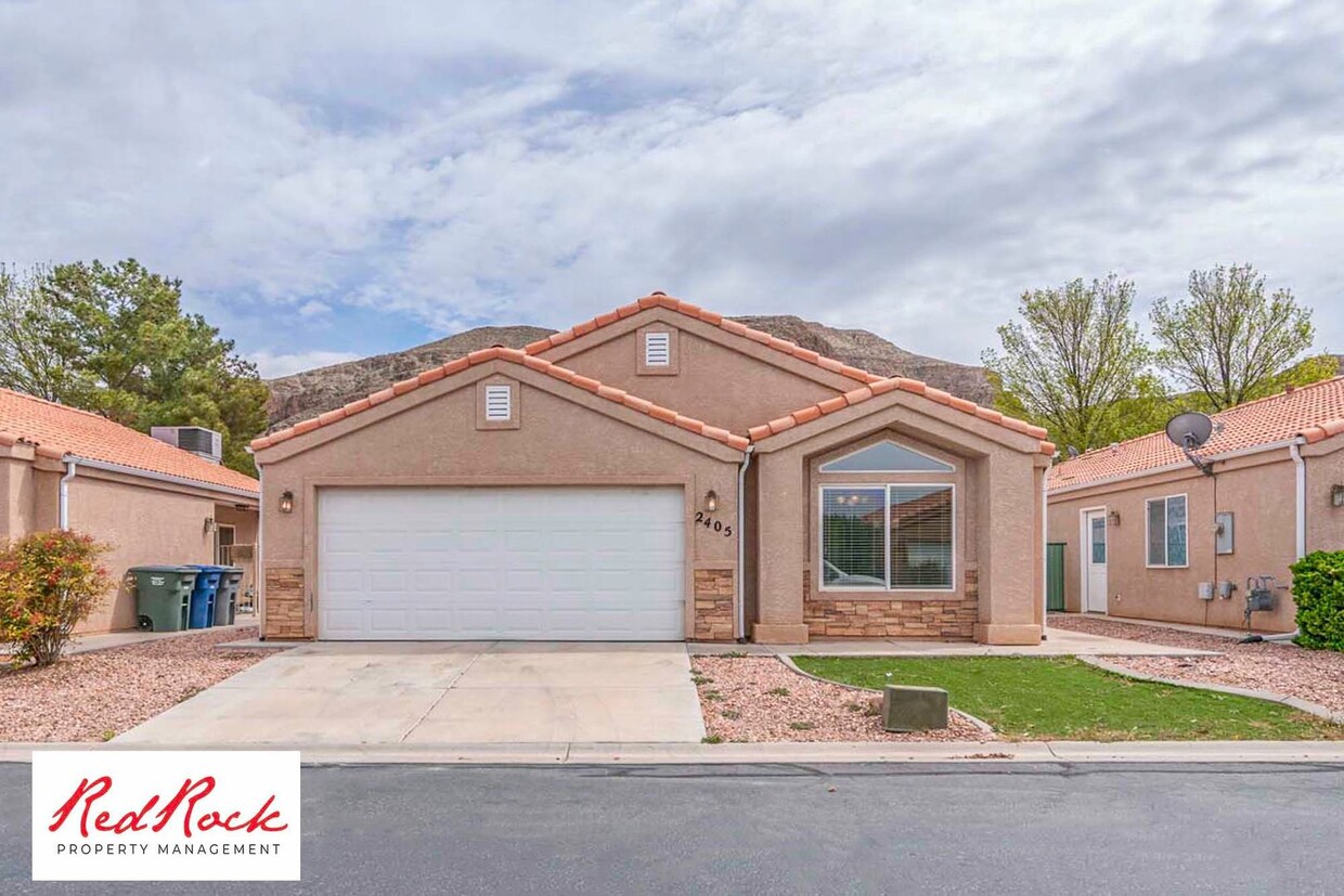 Primary Photo - Dog Friendly - 3 Bedroom, 2 Bathroom Prope...