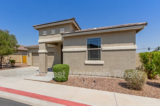 Building Photo - 2753 S 85th Way