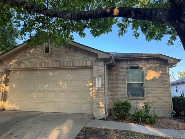 Foto principal - 12309 Drummond Dr