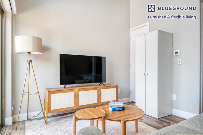Foto del edificio - 854 Emerson St