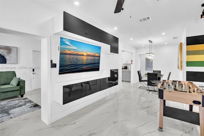 Foto del edificio - 797 NW 35th St