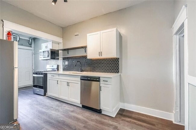 Building Photo - 1445 Lucile Ave SW