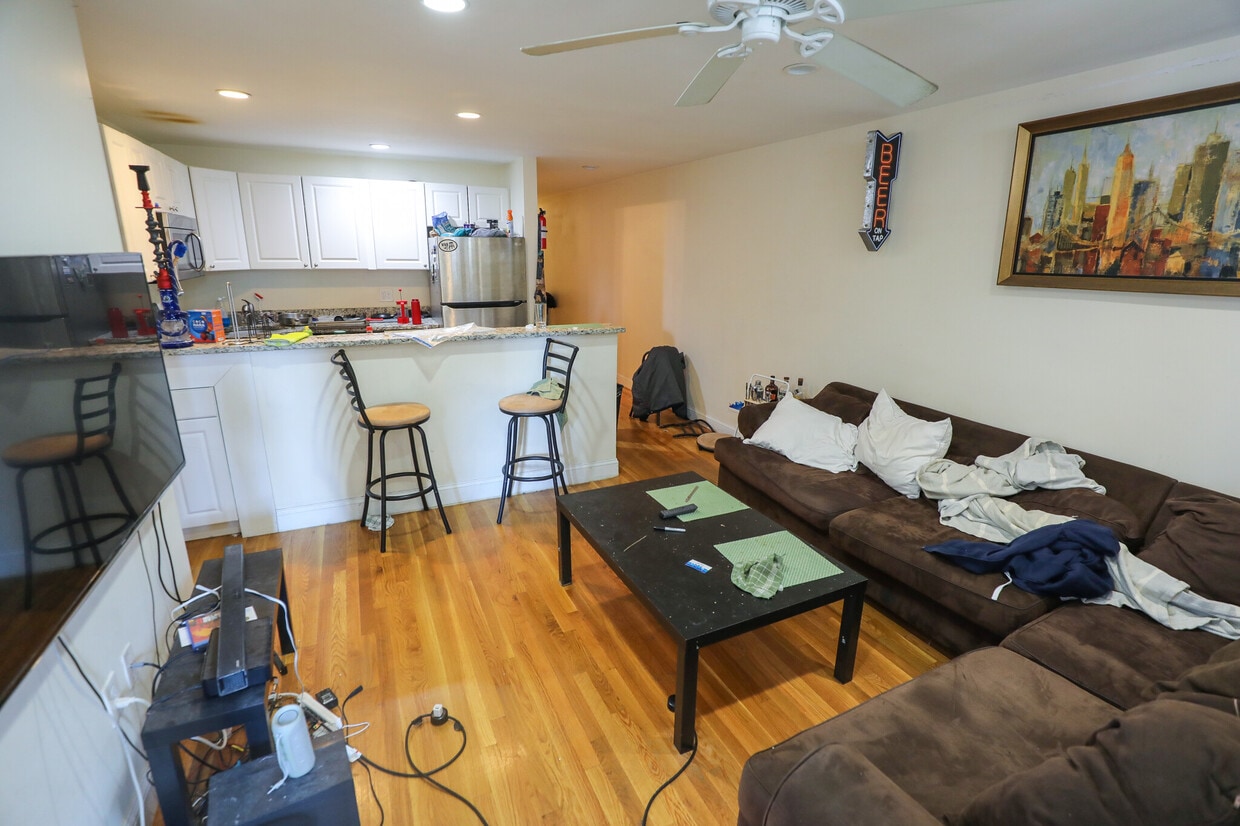 Photo - 60 Egmont St. Unit 6