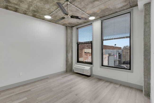 Photo - 1812 E Venango St Apartment