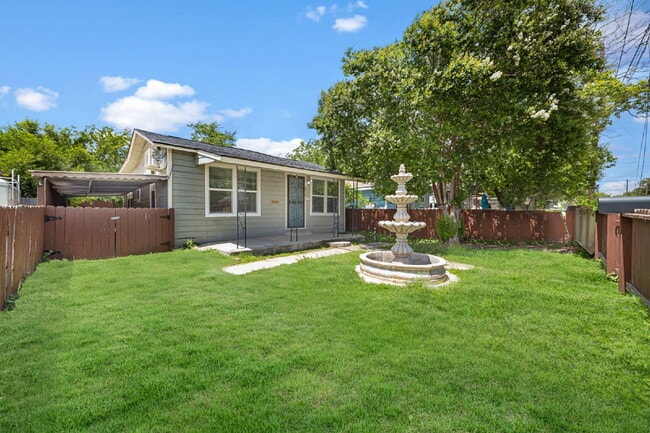 Foto del edificio - 2214 W Laurel St