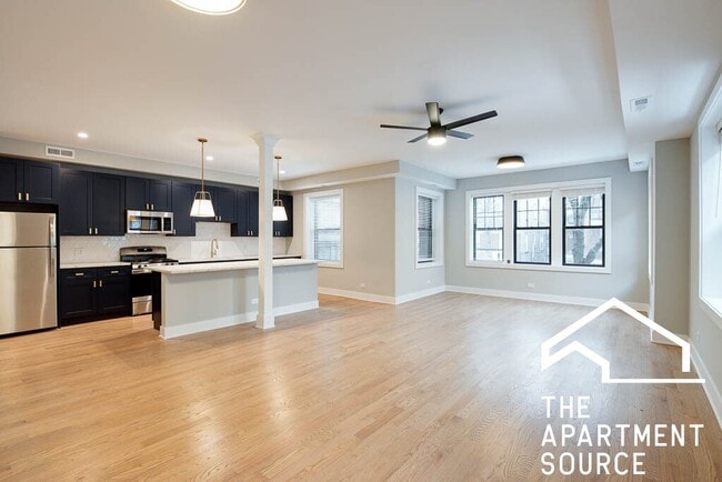 Photo - 4407 N Seeley Ave Apartment