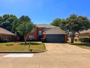 Building Photo - 8516 Auburn Dr