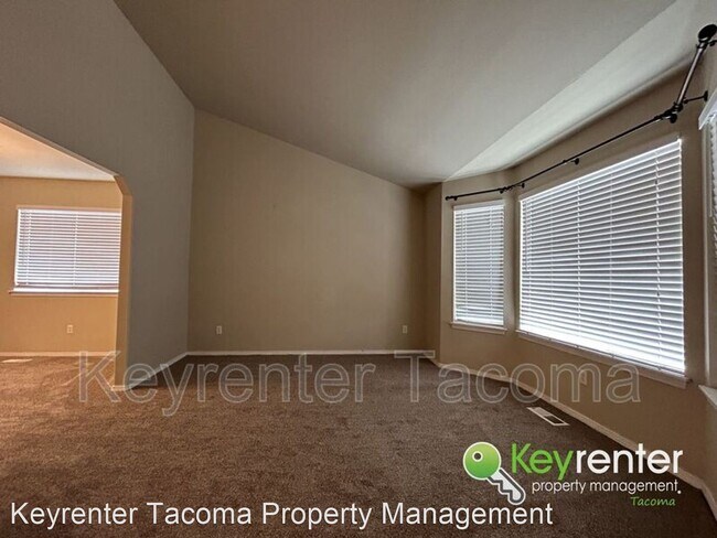 Foto del edificio - 4 br, 2.5 bath House - 1904 199th St E