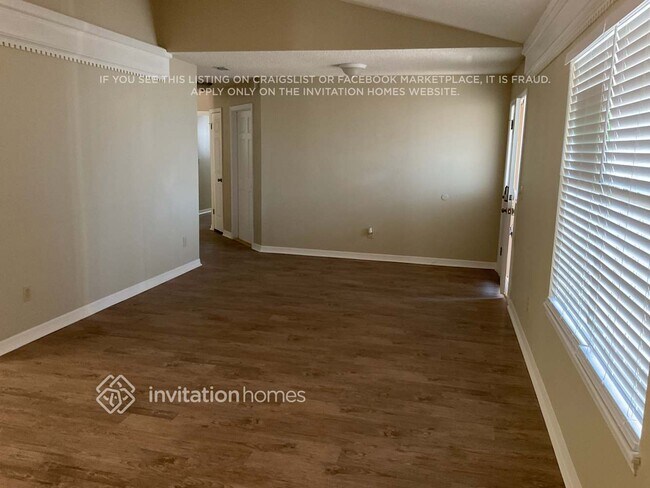 Foto del edificio - 842 Shriver Cir