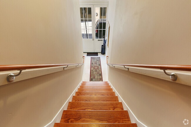 Building Photo - 531 Bienville St