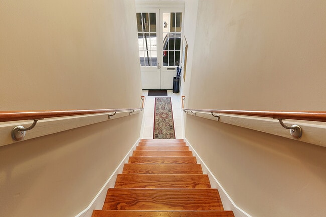 Building Photo - 531 Bienville St
