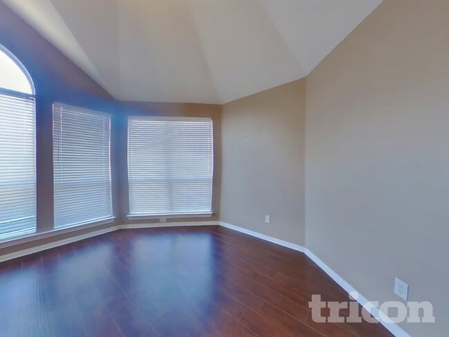 Foto del edificio - 2205 Starleaf Pl