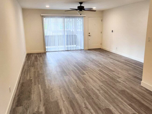 Foto del interior - Hillside Terrace Apartments