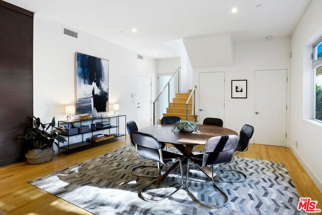 Foto del edificio - 2031 Butler Ave