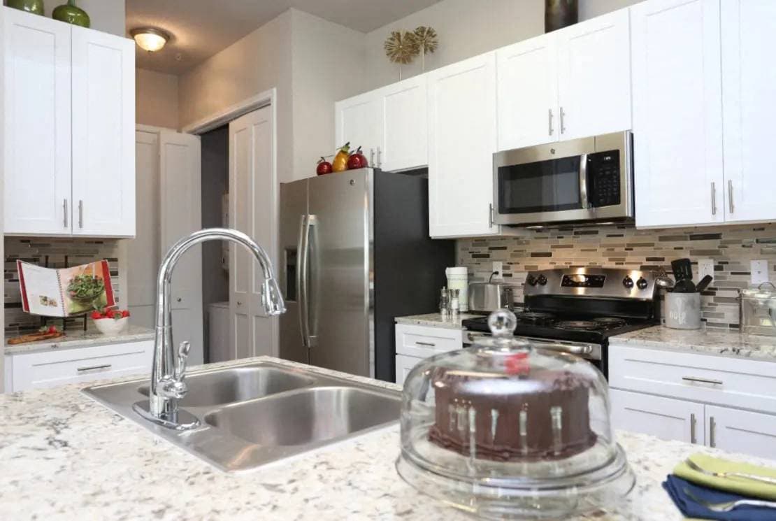 Primary Photo - Kings Cove