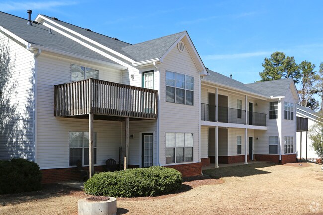 Clarendon Place Apartments Fayetteville, GA