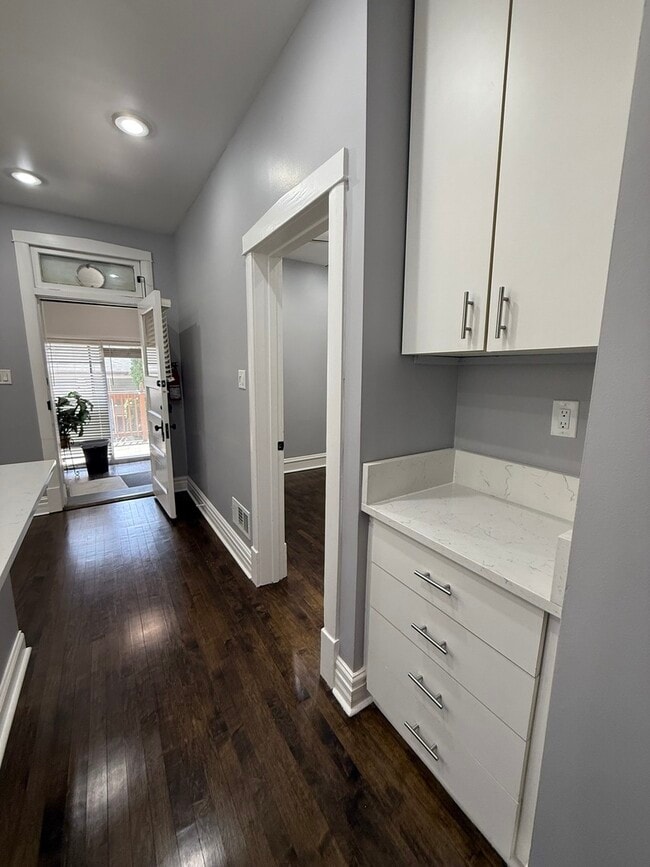 Building Photo - 3721 W Belden Ave