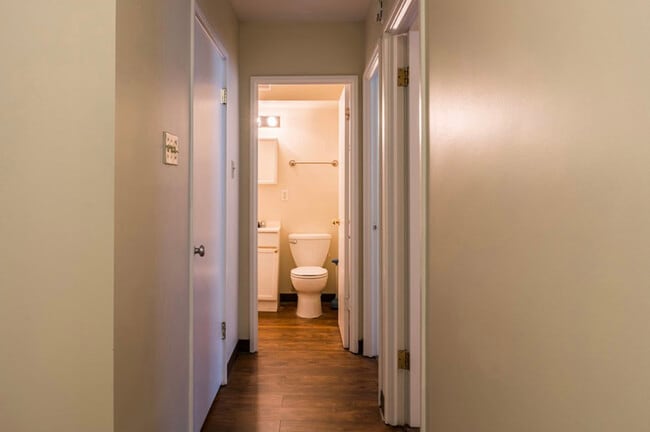 Building Photo - Arundel Apartments
