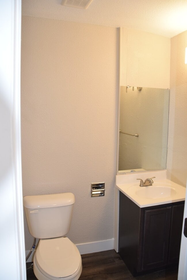 Building Photo - DOWNING3012