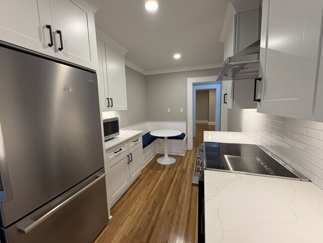 Foto del edificio - 1412 Kenilworth Ave