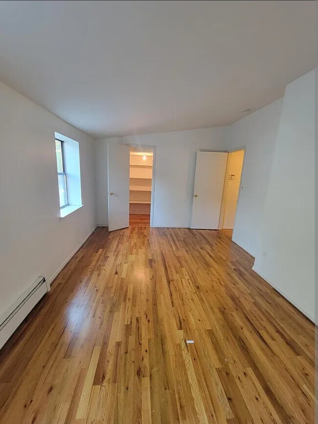 190 Bayville Ave Unit 2, Bayville, NY 11709 Apartments in Bayville, NY