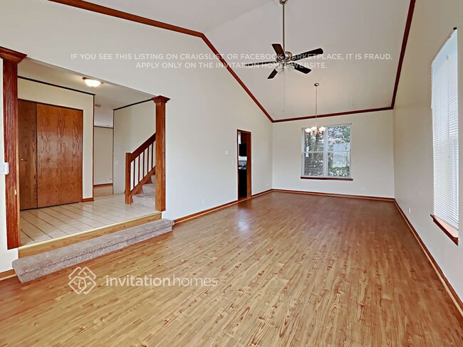 Building Photo - 2176 Edinburgh Ln