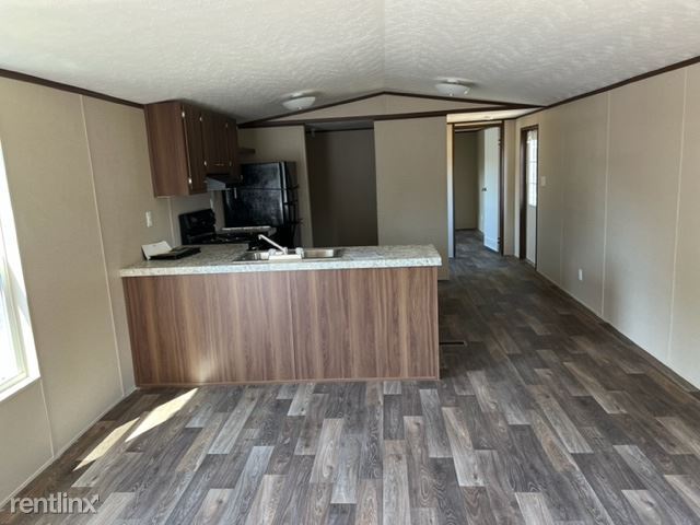 Building Photo - 2 br, 1 bath Mobile Home - 4210 South Zarz...