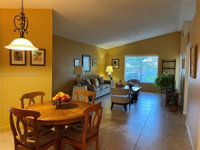 Foto del edificio - 7331 SW 149th Ct