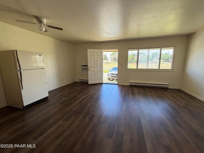 Foto del edificio - 4251 N Viewpoint Dr