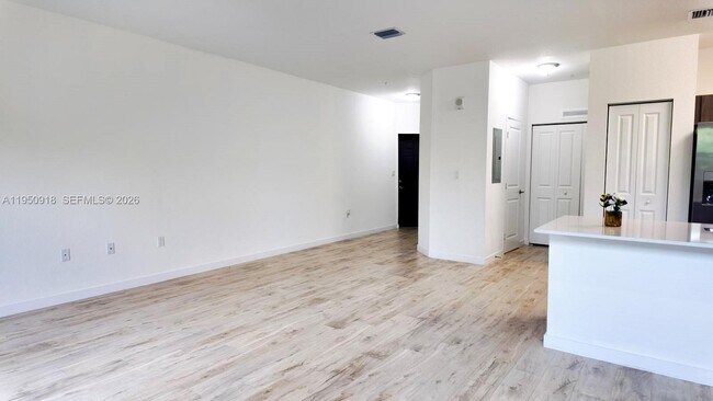 Foto del edificio - 15540 SW 136th St