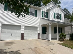 Building Photo - 2452 Melville Rd