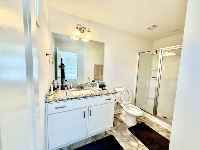 Foto del edificio - 3 Bed, 2.5 Bath Home in Highly Desired Are...