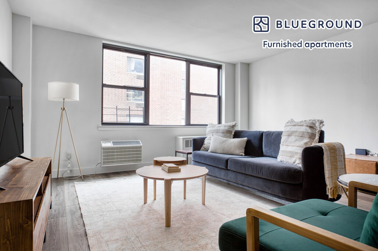 Foto principal - 359 E 62nd St