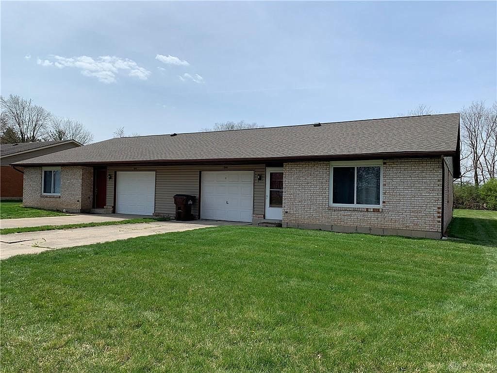 3240 Honeysuckle Dr Unit 3240, Troy, OH 45373 Apartments in Troy, OH