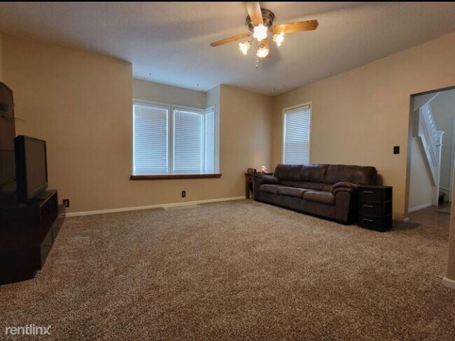 Building Photo - 4 br, 2 bath House - 412 N Kline St