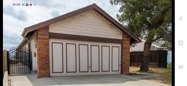 Building Photo - 22961 Chambray Dr