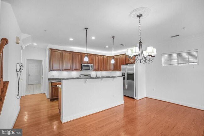 Foto del edificio - 12806 Murphy Grove Terrace