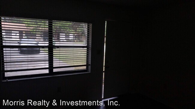 Building Photo - 2 br, 1.5 bath House - 208 Tanglewood Dr