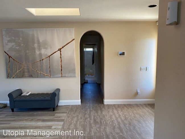 Building Photo - 3 br, 2.5 bath House - 24235 Cerro Vista Way