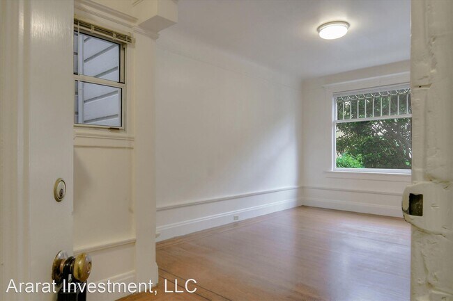 Building Photo - 2429 Vallejo St