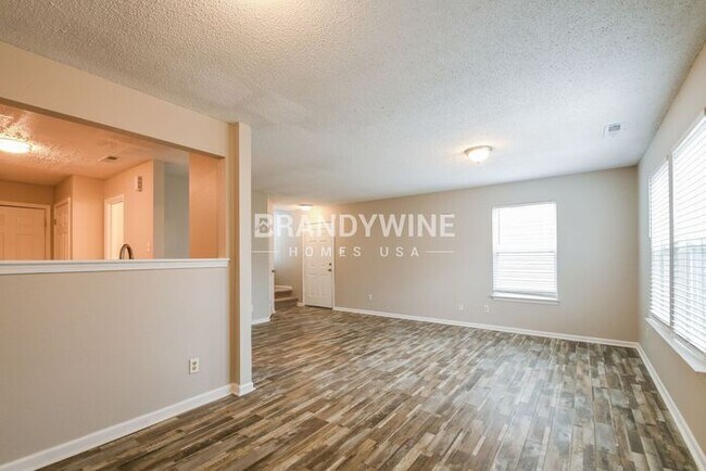 Building Photo - Stoney Creek Village in Noblesville