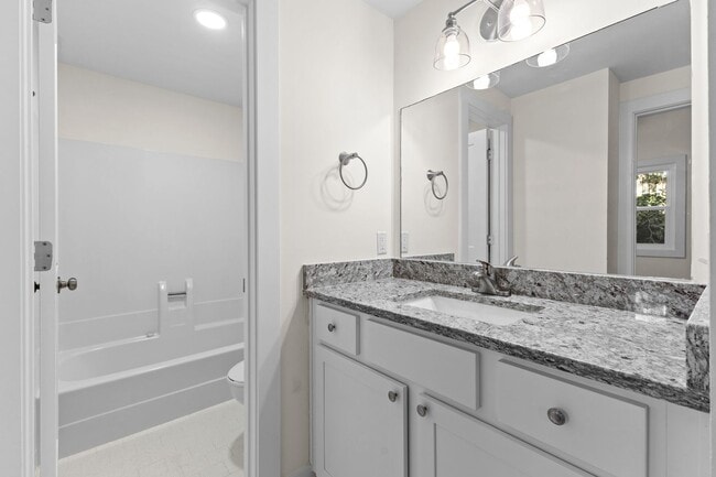 Building Photo - 222 Cross Timbers Dr