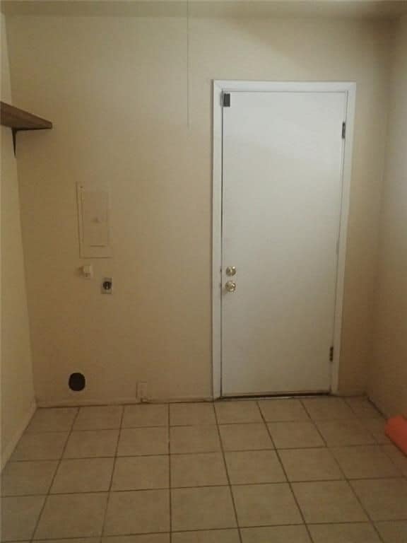 Building Photo - COMPETITIVELY PRICED NORTHEAST HOME
