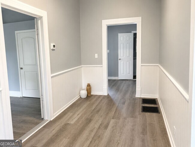 Foto del edificio - 429 N 9th St