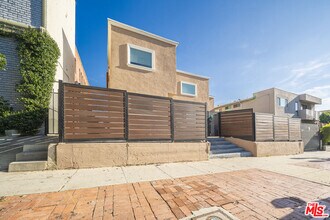 Building Photo - 136 N Rampart Blvd