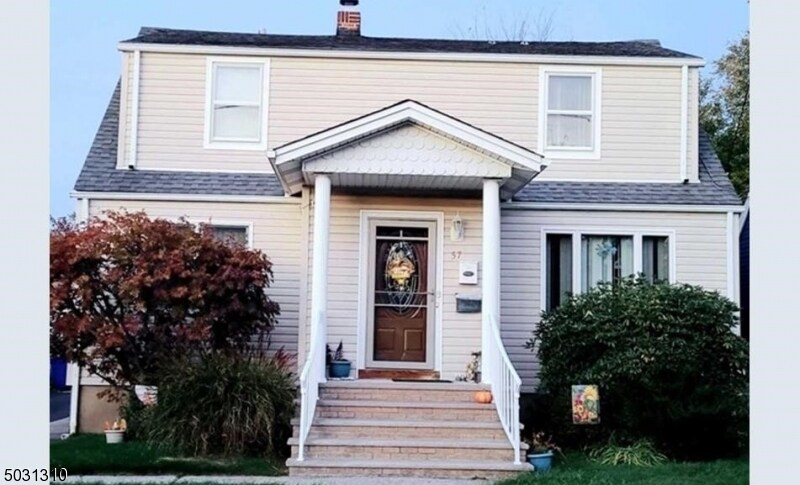 Primary Photo - 57 Norwood Ave