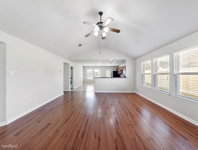 Building Photo - 4 br, 2.5 bath House - 19918 Sternwood Man...